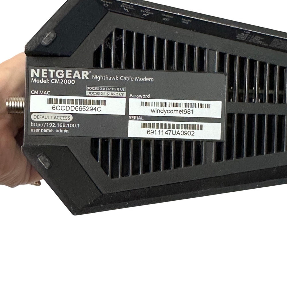 NETGEAR Nighthawk CM2000 DOCSIS 3.1‎ Cable Modem 2.5Gbps Ethernet - Picture 4 of 5